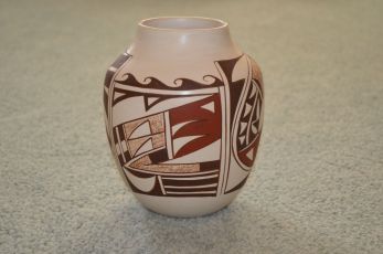 Hopi pot by the Frog lady