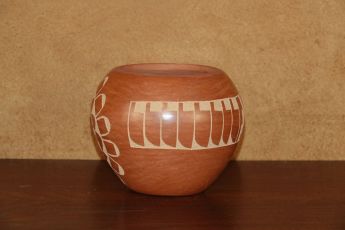 Signed Jemez Pueblo Pottery, Jemezpot16