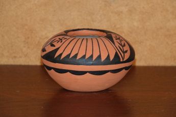 Signed Jemez Pueblo Pottery, Jemezpot6