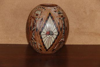 Signed Navajo Pottery, Navajopot13