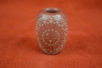 Red Clay pot by Red Star -Sioux