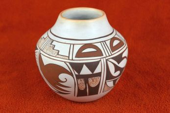 Hopi pot by the Frog lady