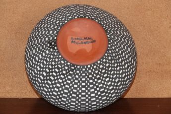 Signed Acoma Pottery, Acomapot6